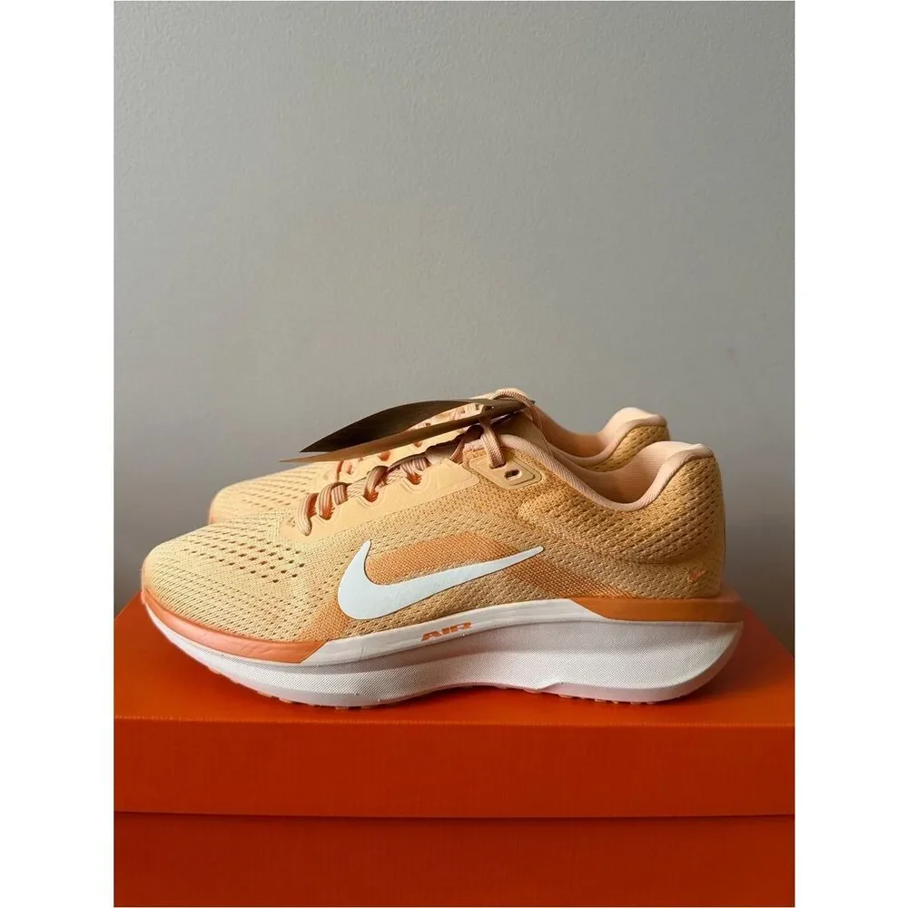 Nike Air Winflo 11 Sail Orange FJ9510-700 Women’s Size 9.5